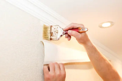 Pose de papier peint à Molring — revêtements muraux et toiles de verre
